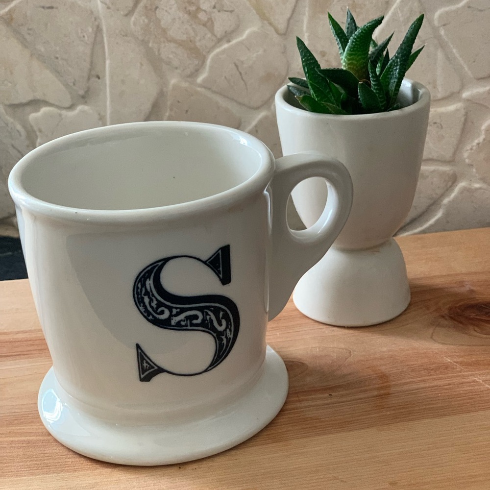 ANTHROPOLOGIE | Letter S Initial Mug | Black & White